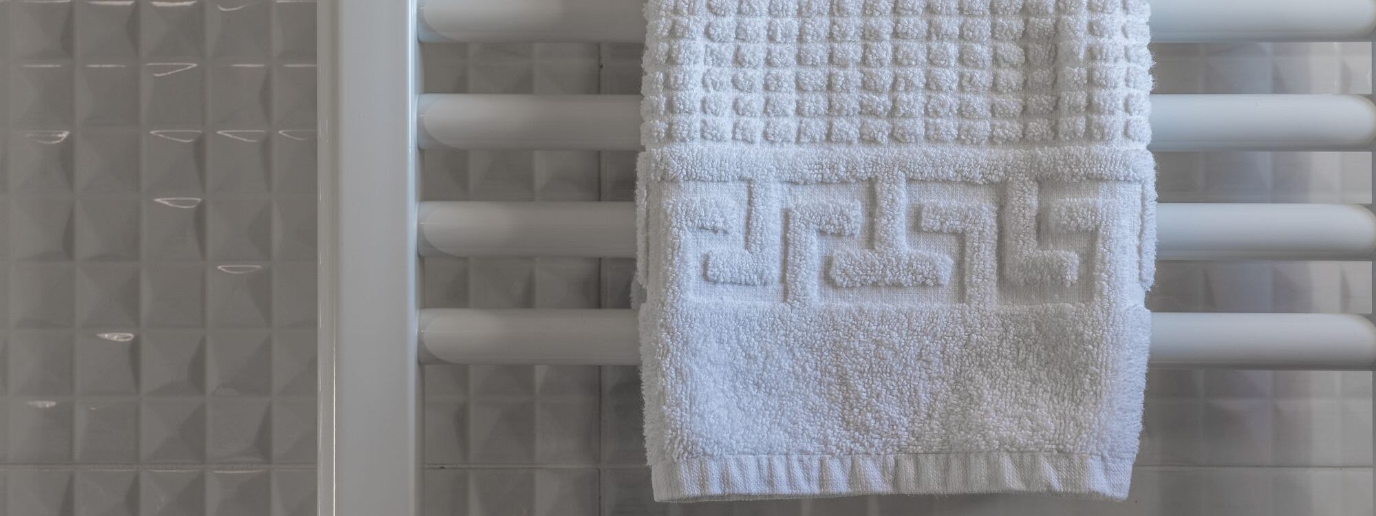Sèche-serviettes à Altkirch, près de Mulhouse et Bâle : confort et élégance pour votre salle de bain Riedisheim