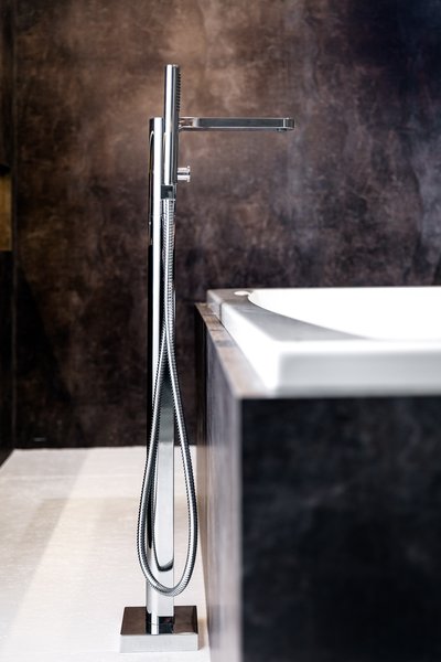 Colonne mélangeur pour baignoire Chrome CR 080.00 Montbéliard