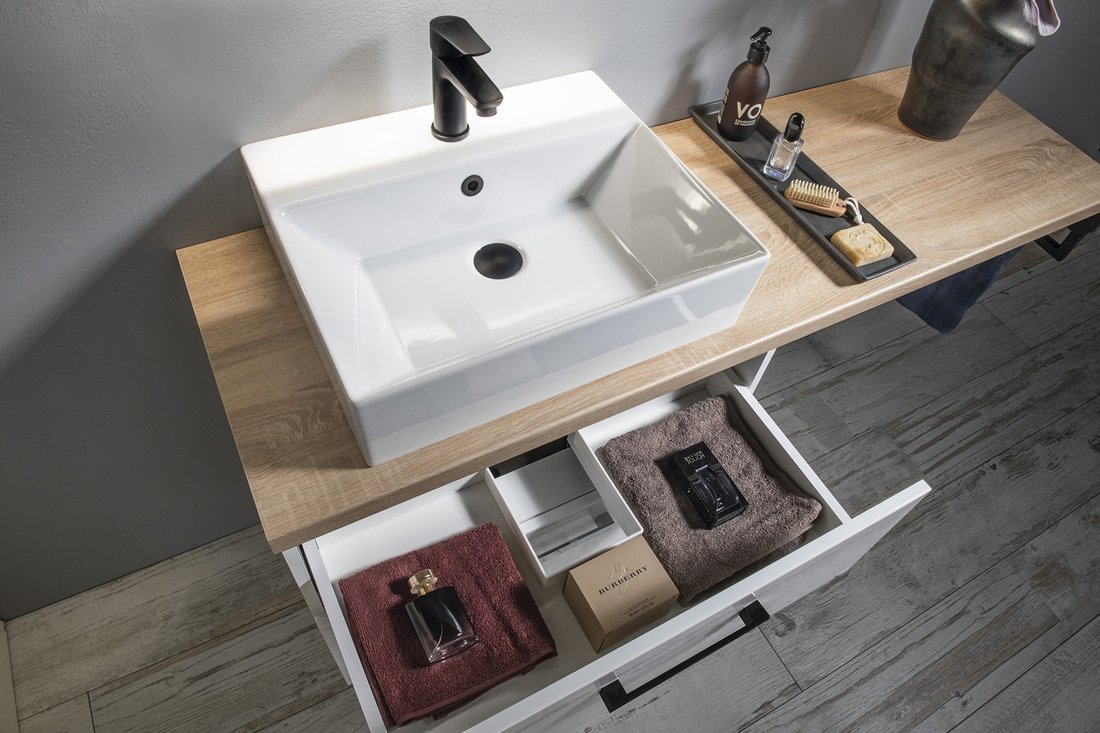 112.2 | Vitrine Banyo Ensemble de meubles de salle de bain VEGA, largeur 125 cm, blanc/chêne platine Guebwiller 0