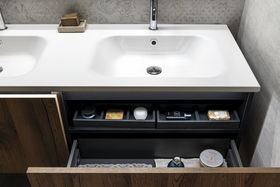 30.3 | Vitrine Banyo Meuble double vasque LOREA 181x46x51,5cm (80+20+80cm), chêne collingwood/noir mat Valentigney 0